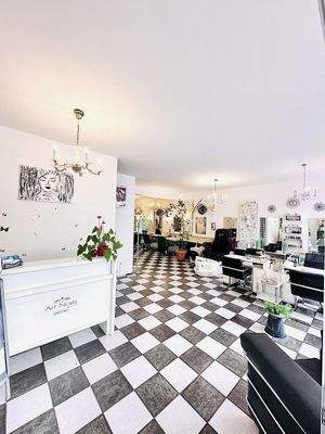 Blick vom Eingang in den Laden