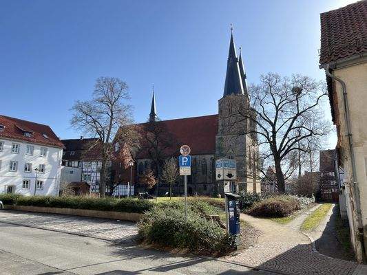 Nur wenige Meter entfernt, Oberkirche