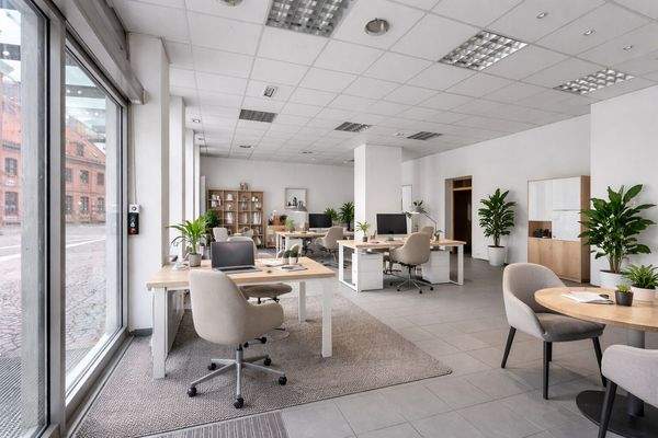 Büro / Dienstleistung