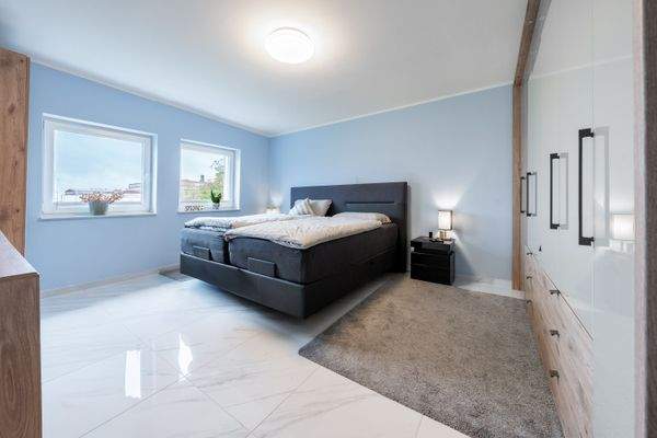 DI - Forbes Global Properties