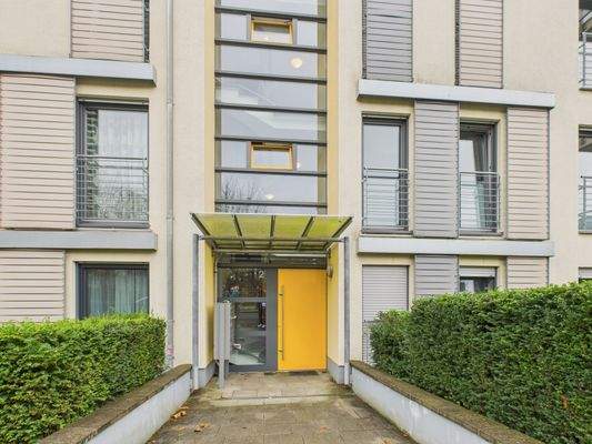 CAM01223G0-PR0169-STILL033