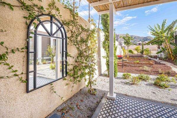 Houses with Private Pools and Large Gardens in Bodrum