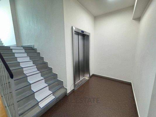 3 Beispiel Personenazufzug.jpg