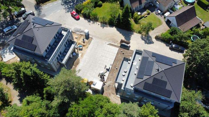 dji_fly_20250701_153302_858_1752057305765_photo_op