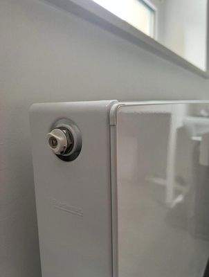 Neue flache Heizkörper