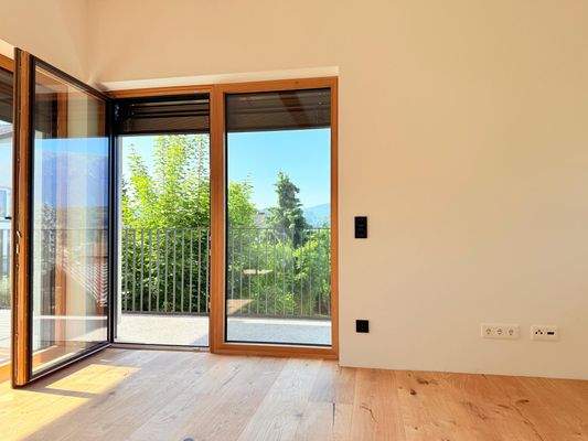 W5 Ausgang auf den Balkon