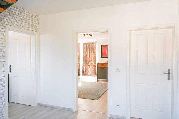 Flur mit Blick in die Wohnstube