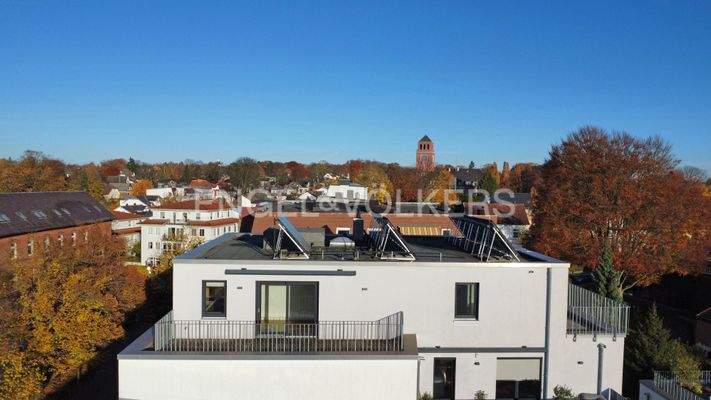 Drohnenaufnahme der Penthouse-Wohung