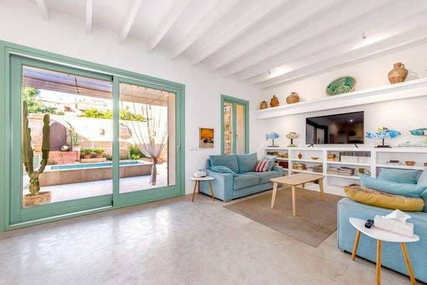 Schön renoviertes Dorfhaus mit Pool in Sineu