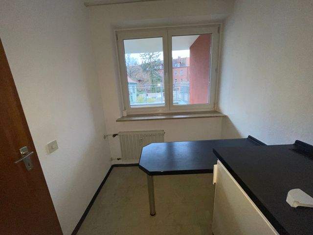 Gemütliche 1,5-Zimmer-Wohnung mit TG-Stellplatz (Doppelparker) in Top Lage - Photo 1