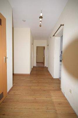 Flur (2)