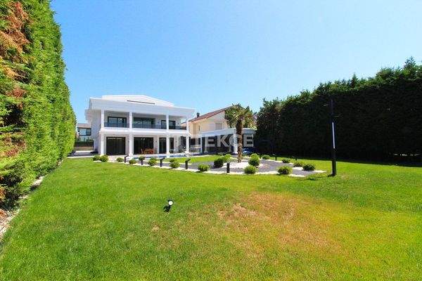 Fourplex Villa with Hammam and Sauna in Osmangazi, Bursa