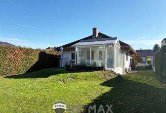 01. Hausansicht_Garten