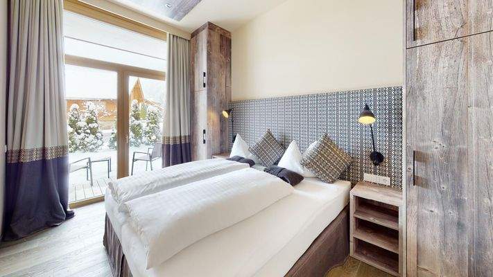 A1-Mountain-Spa-Residences-St-Anton-Bedroom 2.jpg