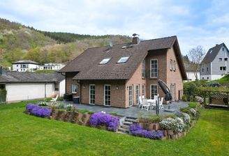 01-Gartenseite links.jpeg