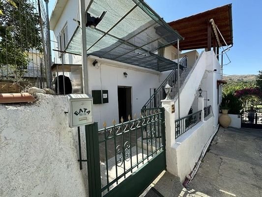 Kreta, Amnatos: Traditionelles Landhaus zu verkaufen