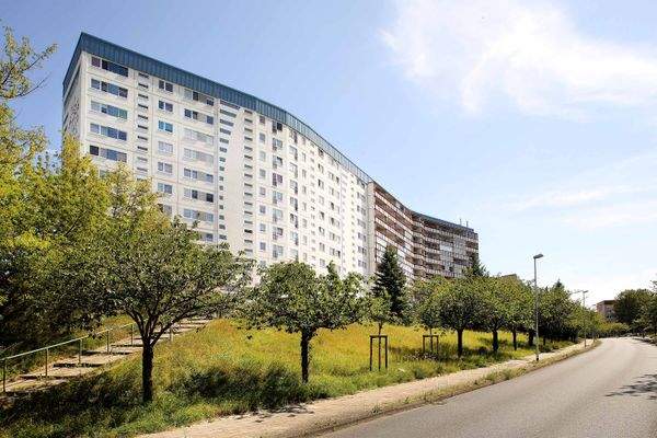 Kirschenallee 1-3_5-7