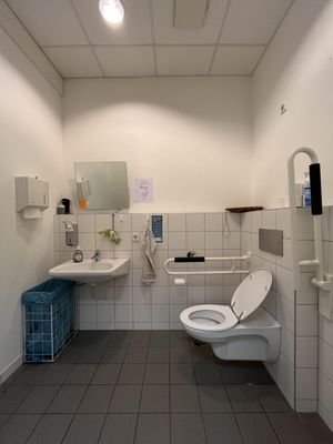 Ansicht Damentoilette