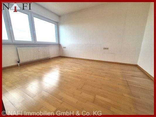 großes Schlafzimmer