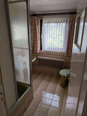 Bad zweiter Stock, mit Dusche