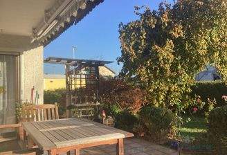 Terrasse zur Wohnung Erdgeschoss