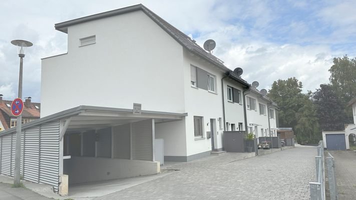 Neues Zuhause mit Tiefgarage und Dachterrasse