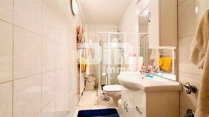 Souterrain Badezimmer / Dusche 1