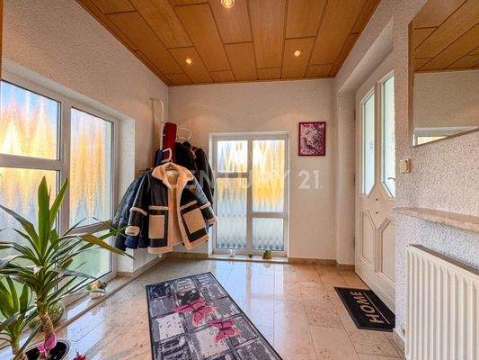 Hauseingang/ Windfang