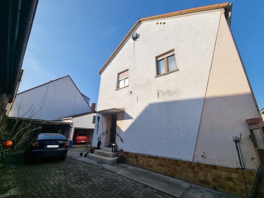 Haus von Hofansicht