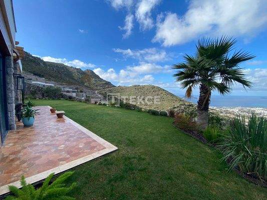 Detached Houses with Unique Sea Views in Bodrum Turgutreis