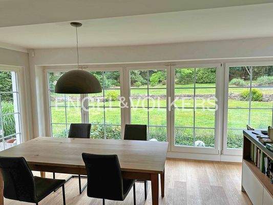 Esszimmer/Küche mit Zugang zur Terrasse