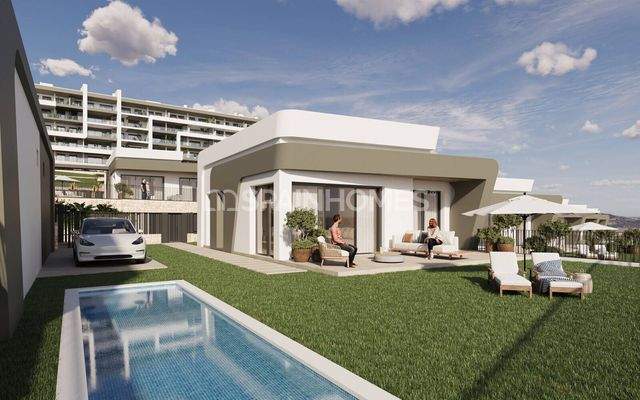 Detached Houses with Private Pool and Unique Views in Mutxamel