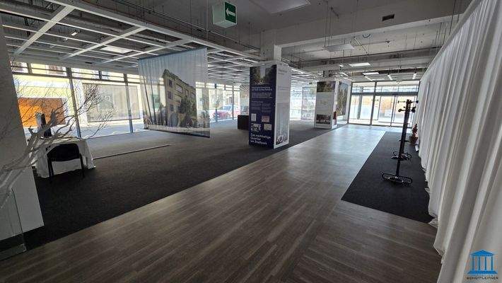 >>> Geschäftsflächen EG >>>