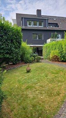 Gartenblick aufs Haus