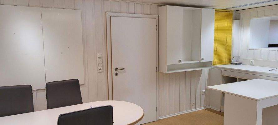 Büro 1