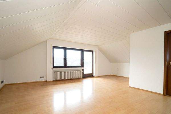 Wohnen/Essen Dachgeschoss