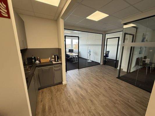 Bürobereich mit Pantry