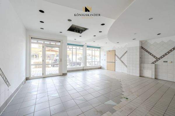 Ladenfläche mit Schaufensterfront