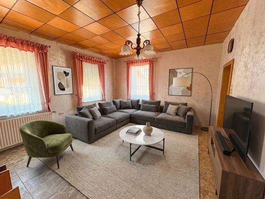 Einrichtungsbeispiel Wohnzimmer EG