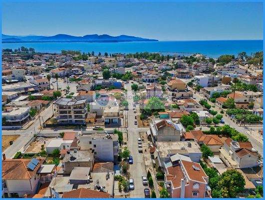 d8e082d1e07b4482844cd2c6bba4f8c2-original