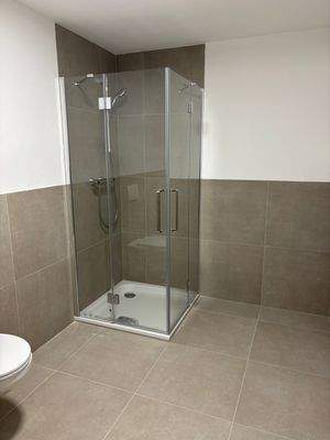 .. mit Stellfläche !