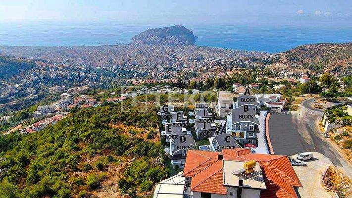 Sea View Apartments in Alanya Antalya within the Complex
