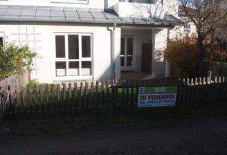 Ansicht Wohnung mit Garten