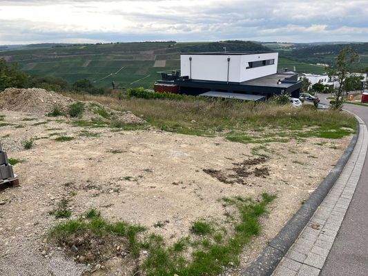 Grundstück Straße von Oben.jpg