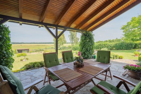 Terrasse mit Fernblick