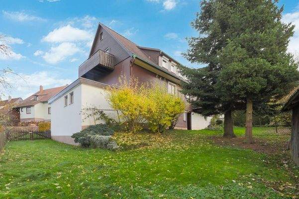 Rückansicht und Garten