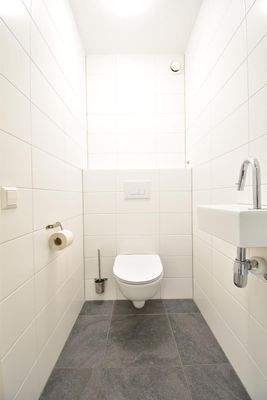 ferienhaus-badezimmer-kap-helius-sauna-luxus-welln