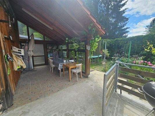 überdachter Freisitz