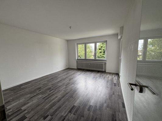 Wohnzimmer 2.OG links