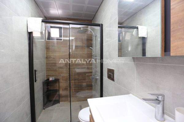 Furnished 1-Bedroom Flat for Sale in Muratpaşa Güvenlik